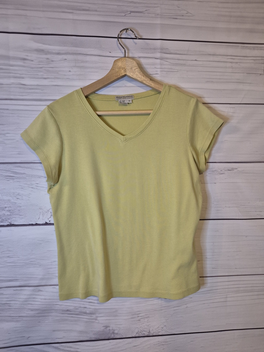 Royal Robbins Women's Light Lemon V-Neck Semi-Cropped Cotton Short Sleeve Tee M
